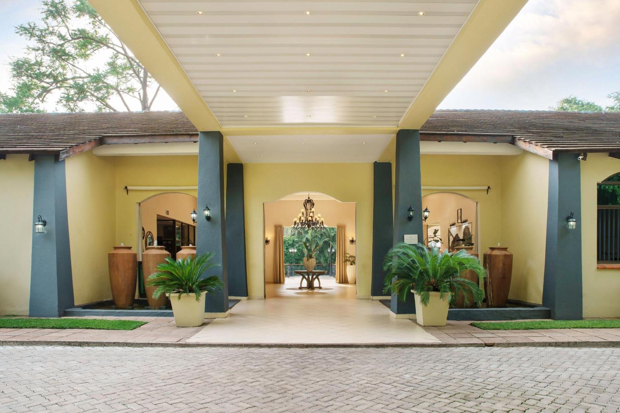 Protea Hotel By Marriott Livingstone Kültér fotó