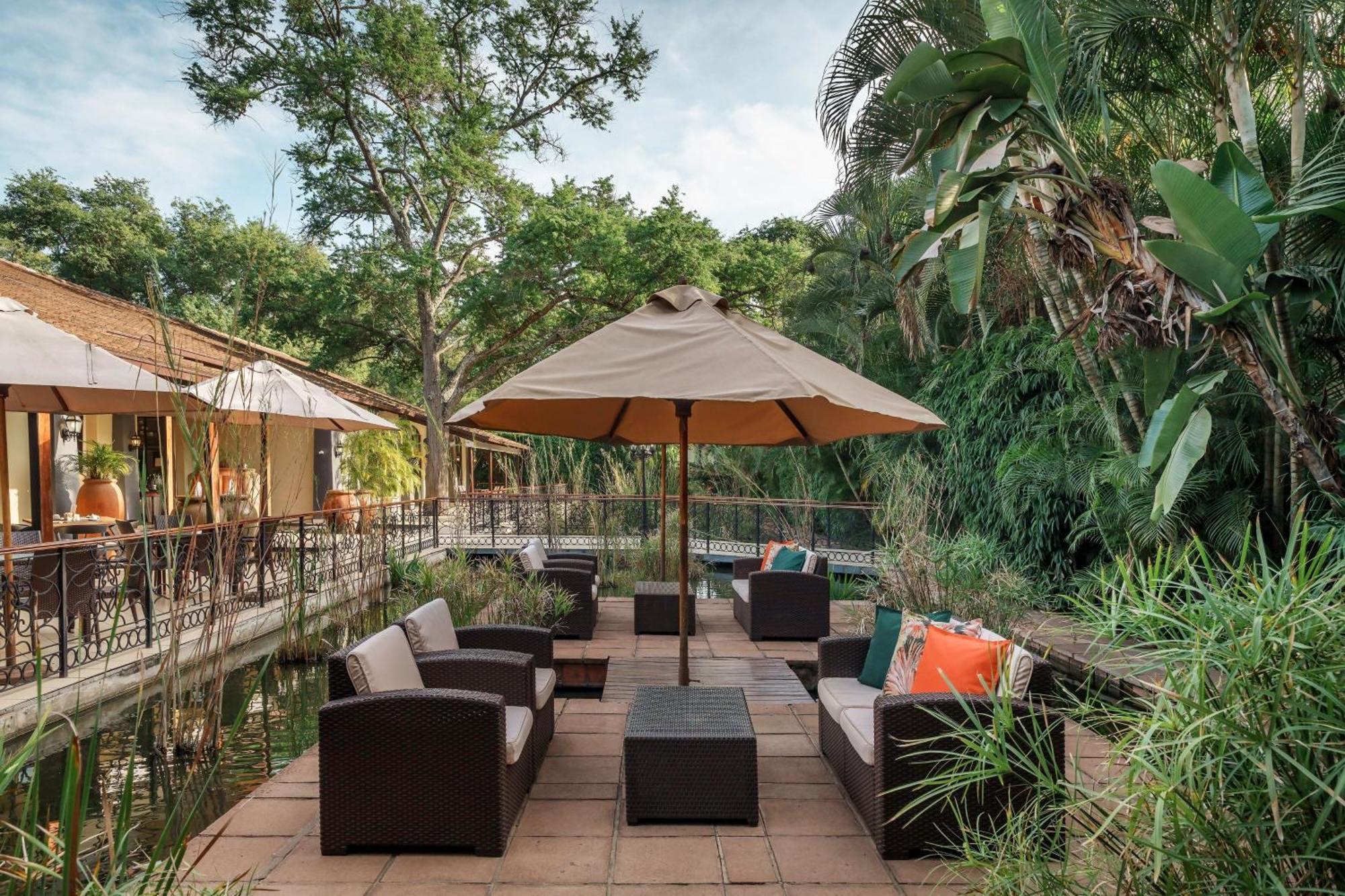 Protea Hotel By Marriott Livingstone Kültér fotó