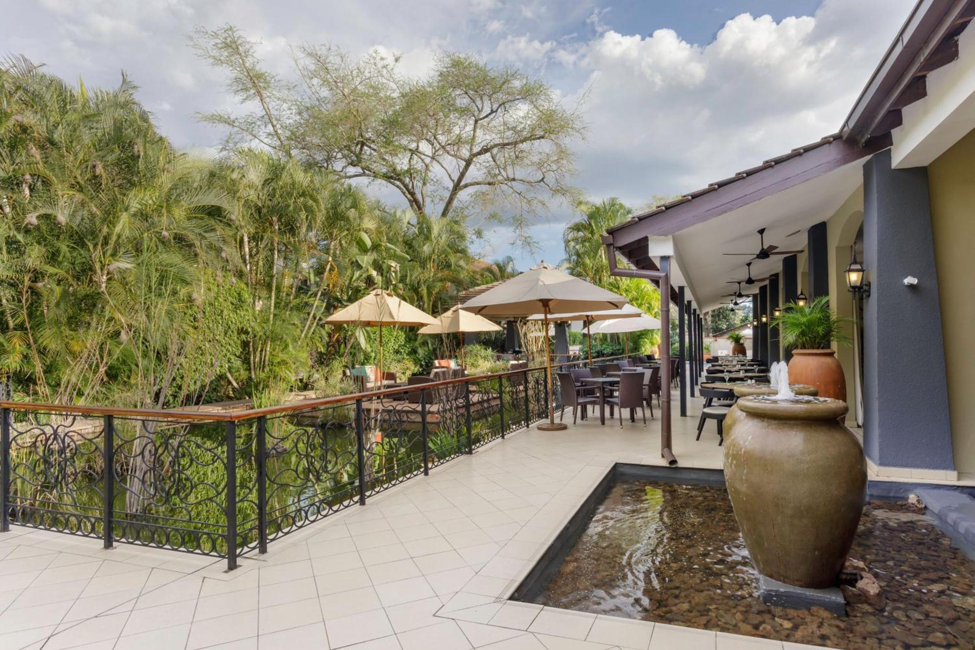 Protea Hotel By Marriott Livingstone Kültér fotó