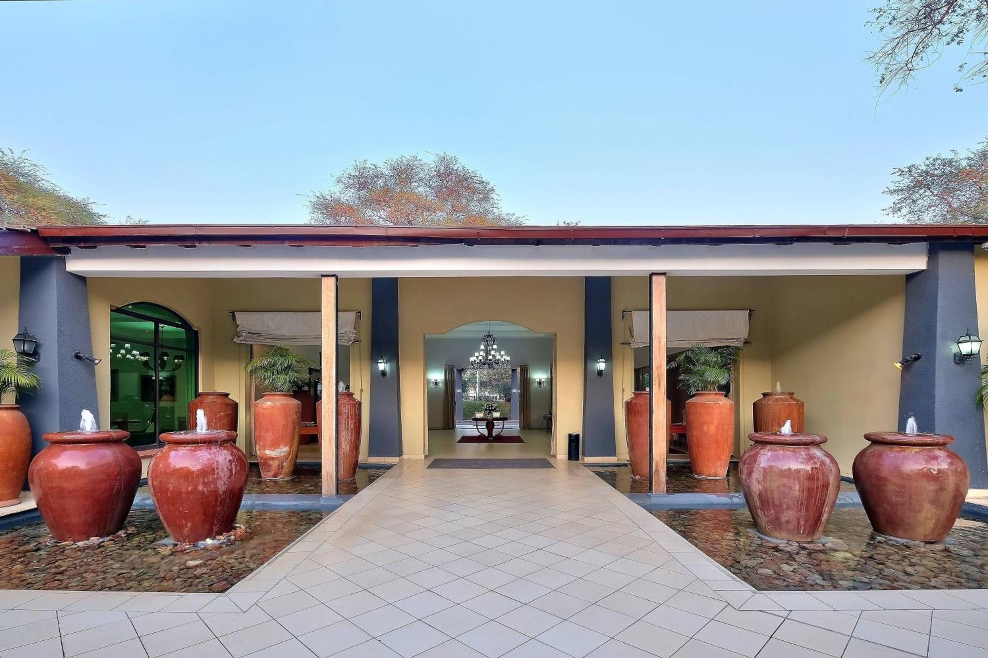 Protea Hotel By Marriott Livingstone Kültér fotó